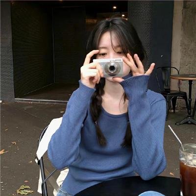 姹紫嫣红碧绿波